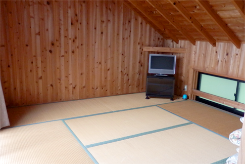 2F Japanese style room